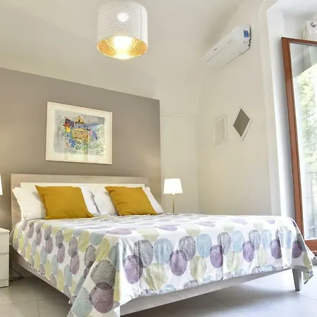 Benedettini - Exclusive & Monastery View Apartmán Katánie